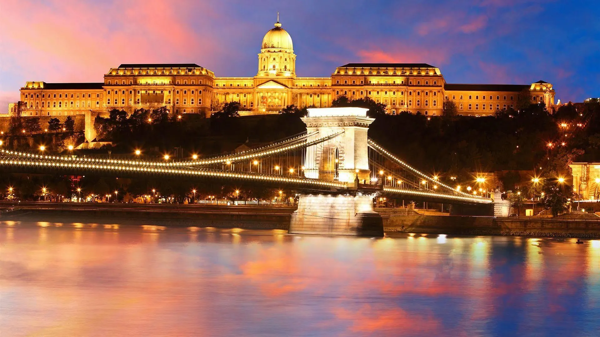 Budapest City Central 3*,  Hungary